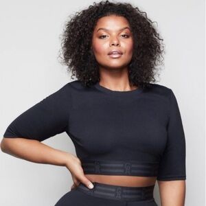Good American Performance ‘The Icon Crop Top’ XL